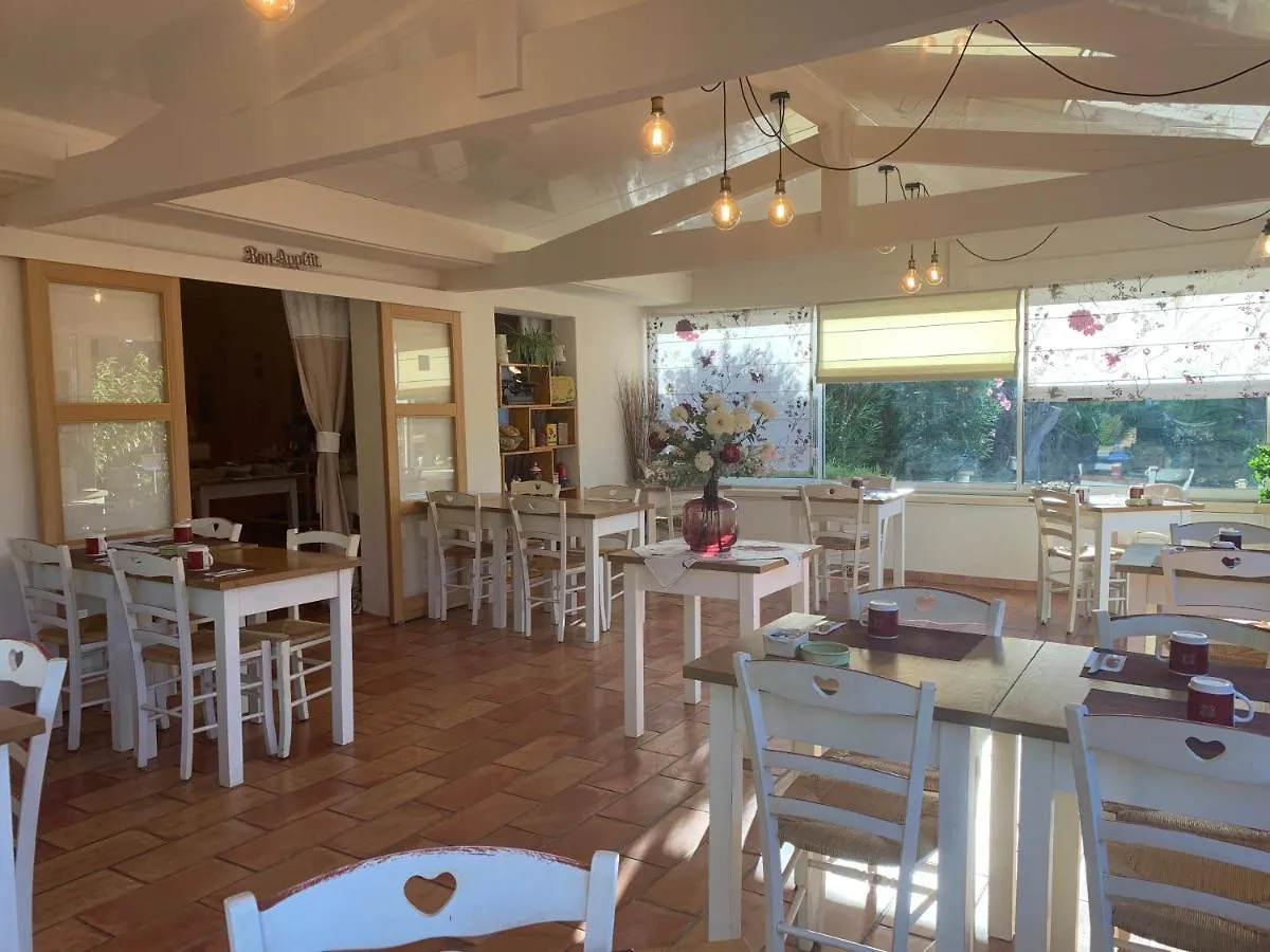 Hotel Les Ambres Roussillon   Roussillon (Vaucluse)